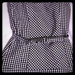 WHITE HOUSE BLACK MARKET STRAPLESS TOP Size 0